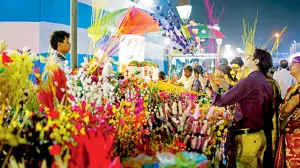 Maharashtra cracks down on plastic flowers in banquet halls and events