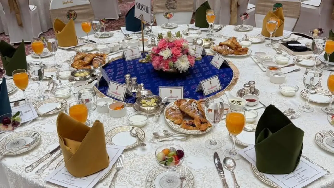 Following that, the Lt Governor of Delhi Taranjit Singh Sandhu called on President Droupadi Murmu at Rashtrapati Bhavan.