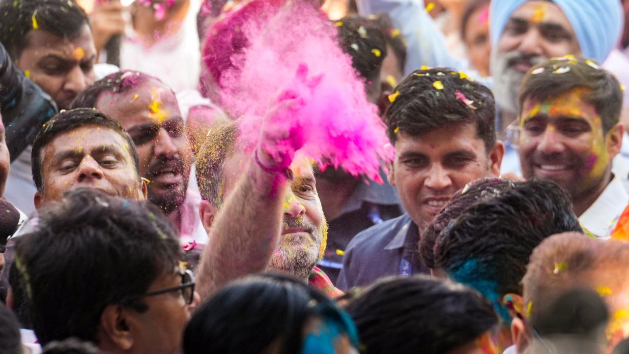 Gandhi wished everyone a Holi filled with love and one that eliminates hatred.