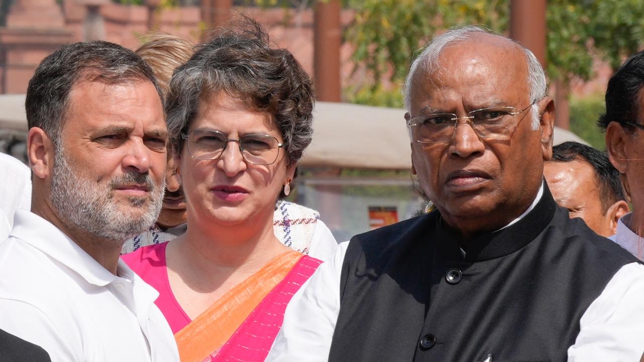 Leader of Opposition in Lok Sabha, Rahul Gandhi and LoP in Rajya Sabha, Mallikarjun Kharge, were also among the MPs protesting outside Parliament.