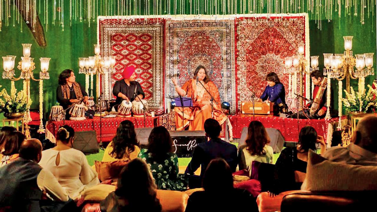 Runaa Rizvii Shivamani (centre, in orange) along with the band, Fankaar. Pics courtesy/Runaa Rizvii Shivamani