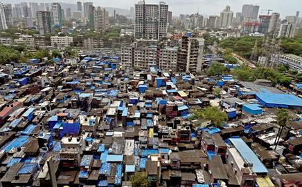 The Slum Rehabilitation Authority has struggled to address slum dwellers living on upper floors or mezzanine levels. Representation Pic/Atul Kamble