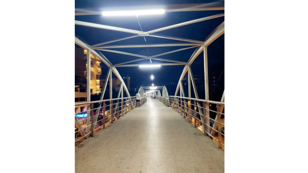 After years in the dark, Santacruz skywalk sees light installation