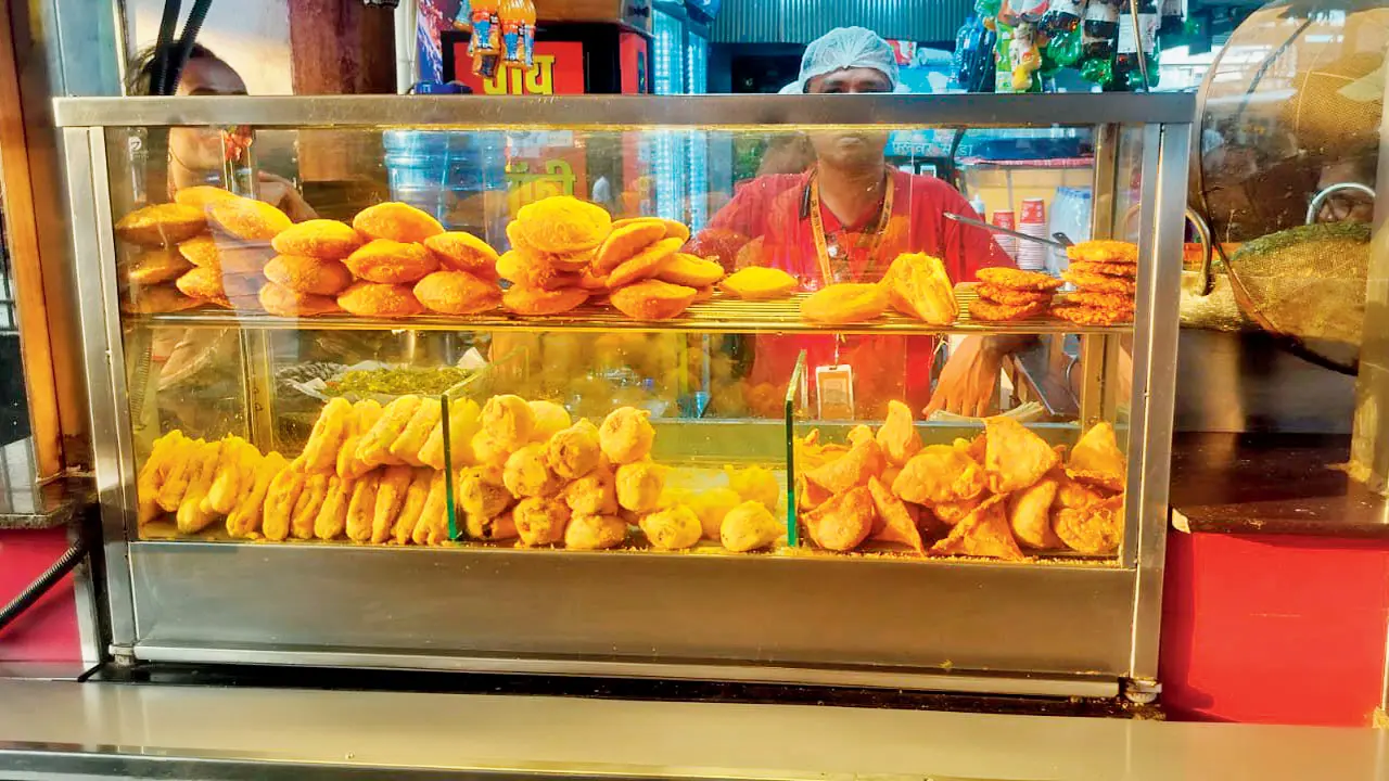 LPG crisis unlikely to hit train food services immediately, says railways