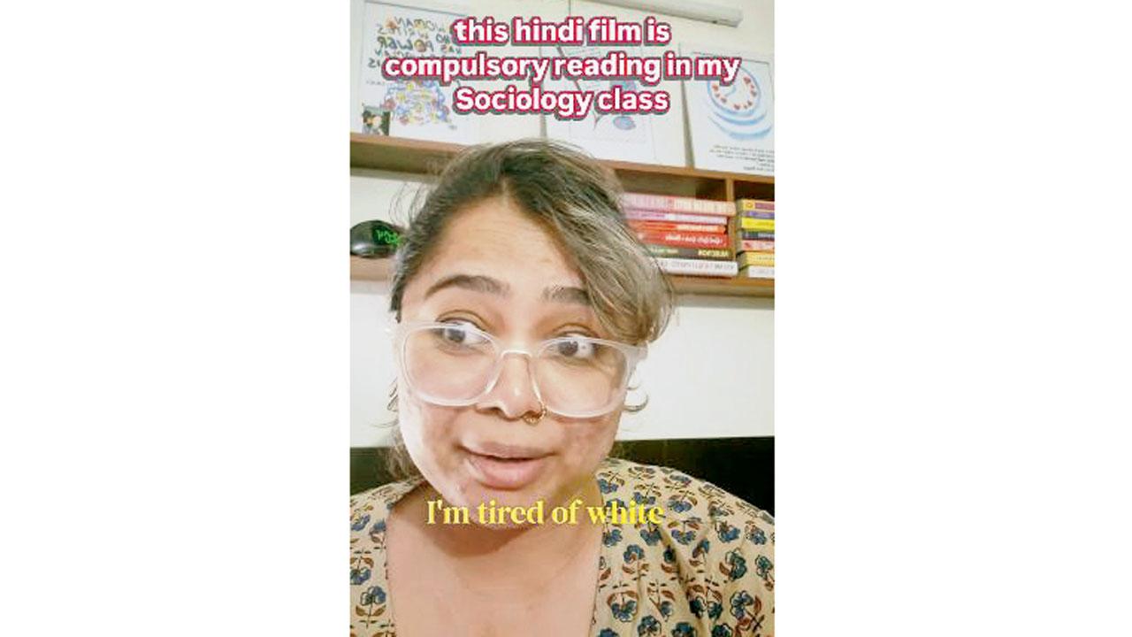 As a professor, she breaks down what are the underlying messages of movies and even popular debates that we tend to oversimplify. PICS/INSTAGRAM  @doctorofpopculture