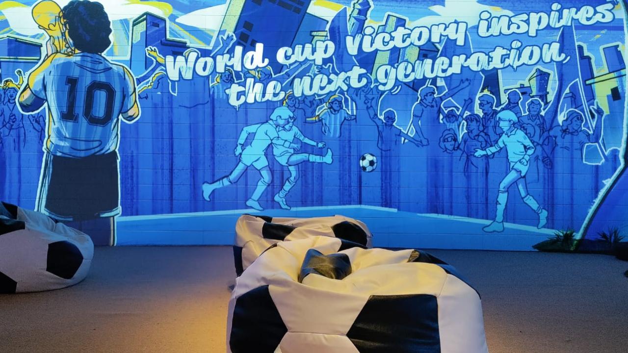 Triumphs and Frustrations Triumphs and Frustrations, a powerful section that captured the duality of Messi’s career, his incredible success in European football alongside the heartbreak and challenges he faced with the Argentine national team in his long pursuit of international glory.
The Last ChanceThe Last Chance, a game-inspired zone featuring three immersive challenges. In Quizball, visitors tested their knowledge of Messi while mastering ball control; Precision invited fans to aim for specific targets like a striker on goal; and Tika Tika allowed participants to practice positioning and movement on the field