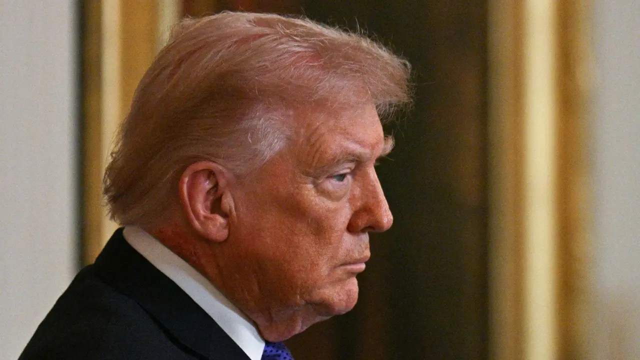 Trump pledges navy escorts for tankers as Iran claims control over Hormuz Strait