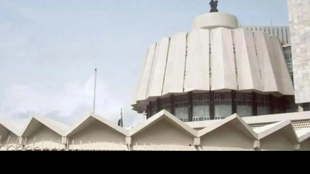 Mumbai: Bomb threat at Vidhan Bhavan, cops launch searches