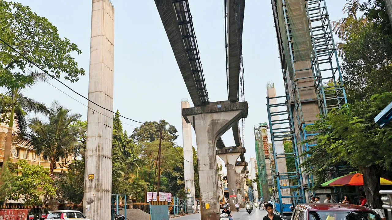 Walking in Mumbai? Another rod falls from Sewri-Worli bridge site, man injured