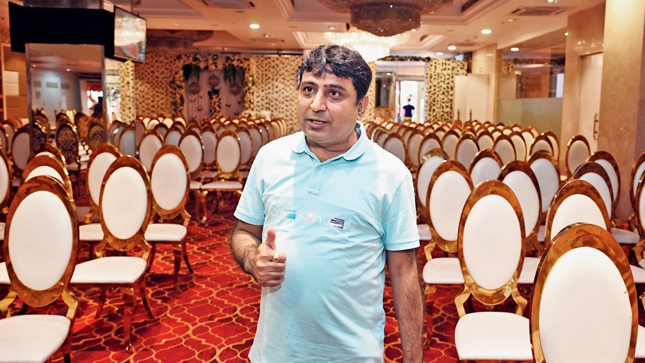 Caterer Pankaj Kotecha at Sethia Banquets in Kandivli West. He is using newly purchased induction cooking equipment as caterers turn toalternatives amid the LPG shortage. Pic/Satej Shinde