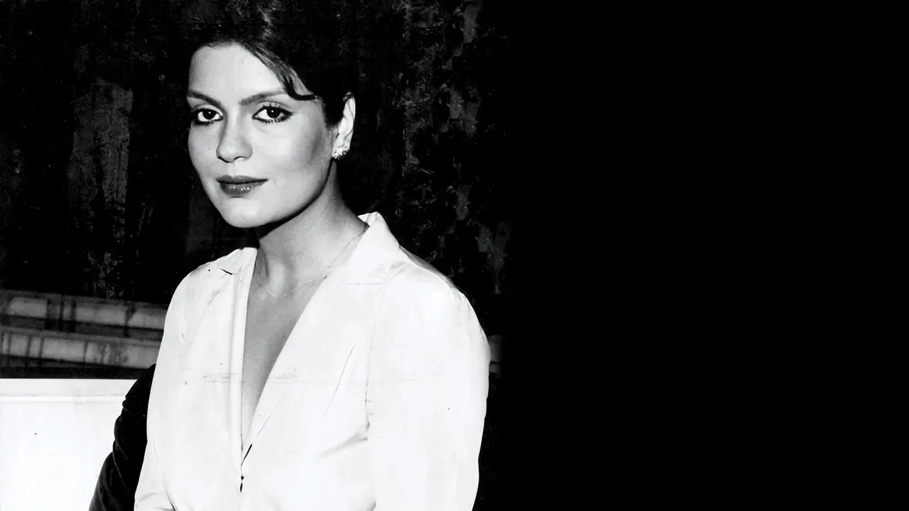 Sonali's Society: Timeless beauty Sanjana Sanghi on Zeenat Aman