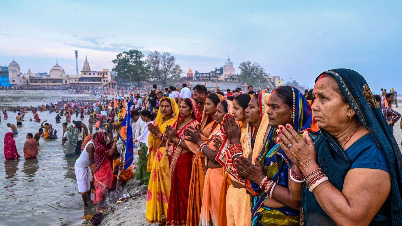 Ayodhya witnesses huge crowds of devotees as Ram Navami celebrations peak