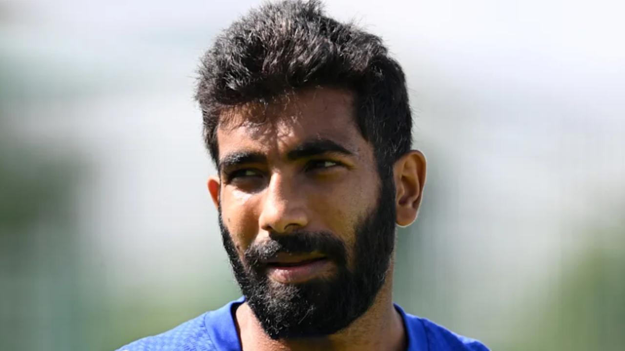 Jasprit Bumrah (India): Jasprit Bumrah once again showed why he is the best bowler in the world with his spell against England. With 499 runs scored in the match, Bumrah conceded just 14 off his crucial last two overs to win the game for India. Bumrah's battle with Finn Allen will be a key factor in deciding the final.