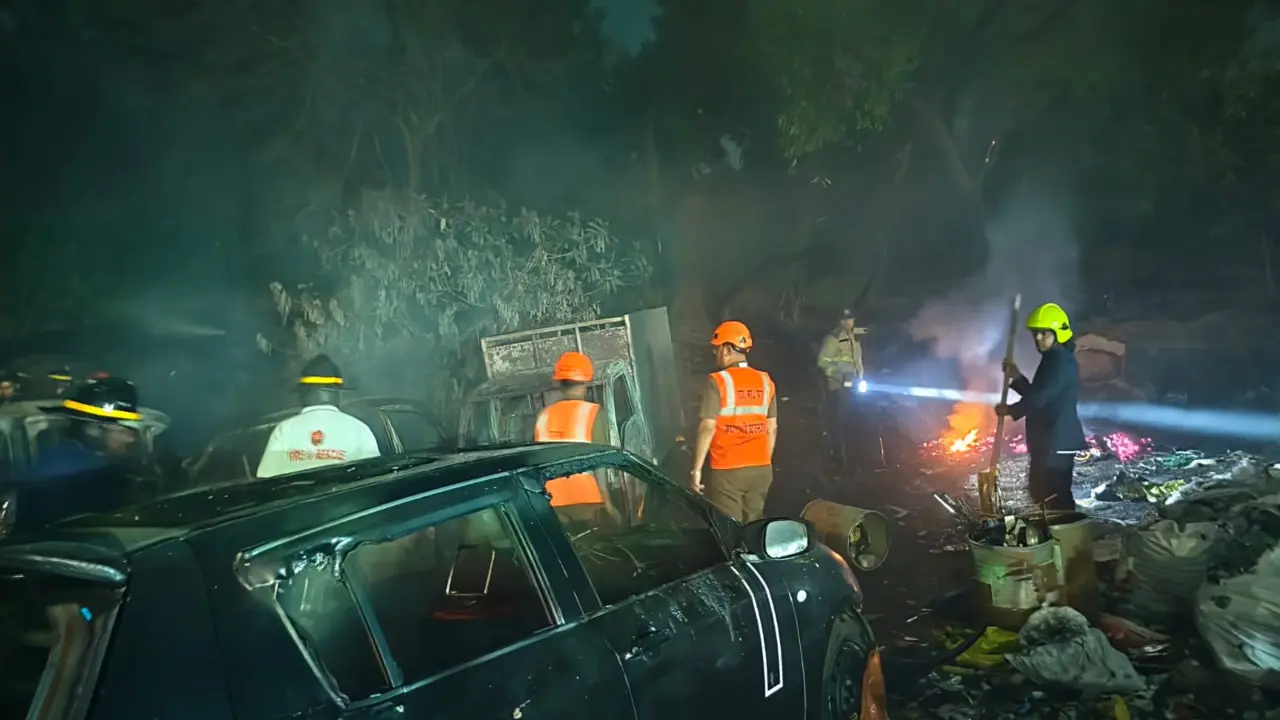 IN PHOTOS: Six vehicles gutted in fire at garage compound in Thane