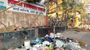 Garbage menace outside Chhota Sion hospital sparks hygiene concern