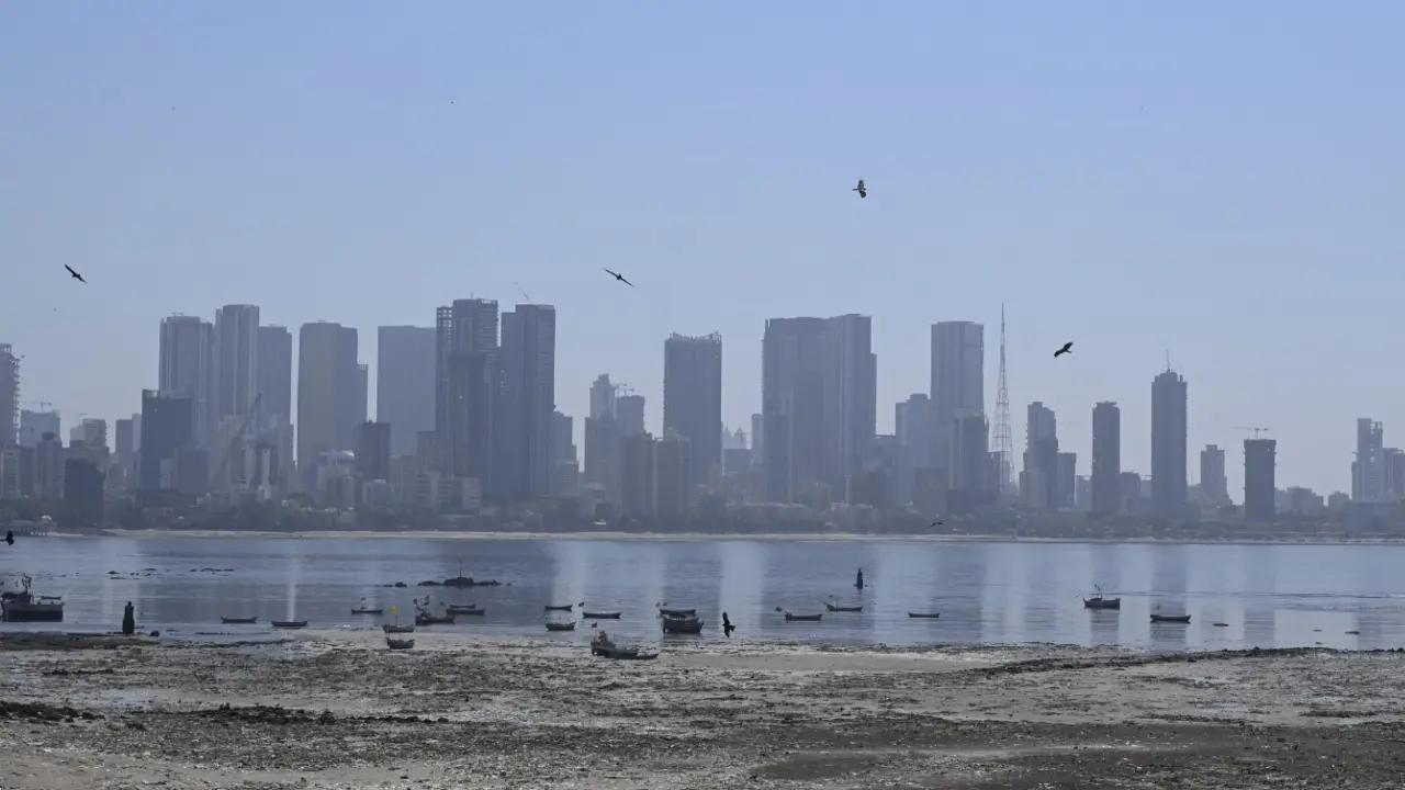 Mumbai weather: City to witness clear skies; IMD issues yellow alert for Monday