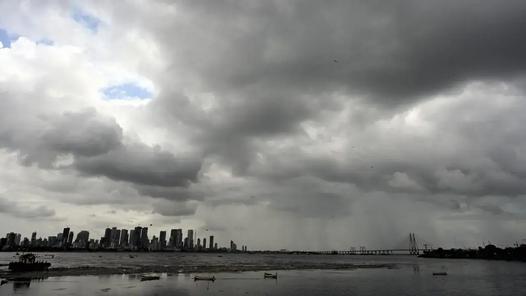IMD issues yellow alert for parts of Maharashtra, predicts rain and thunderstorm