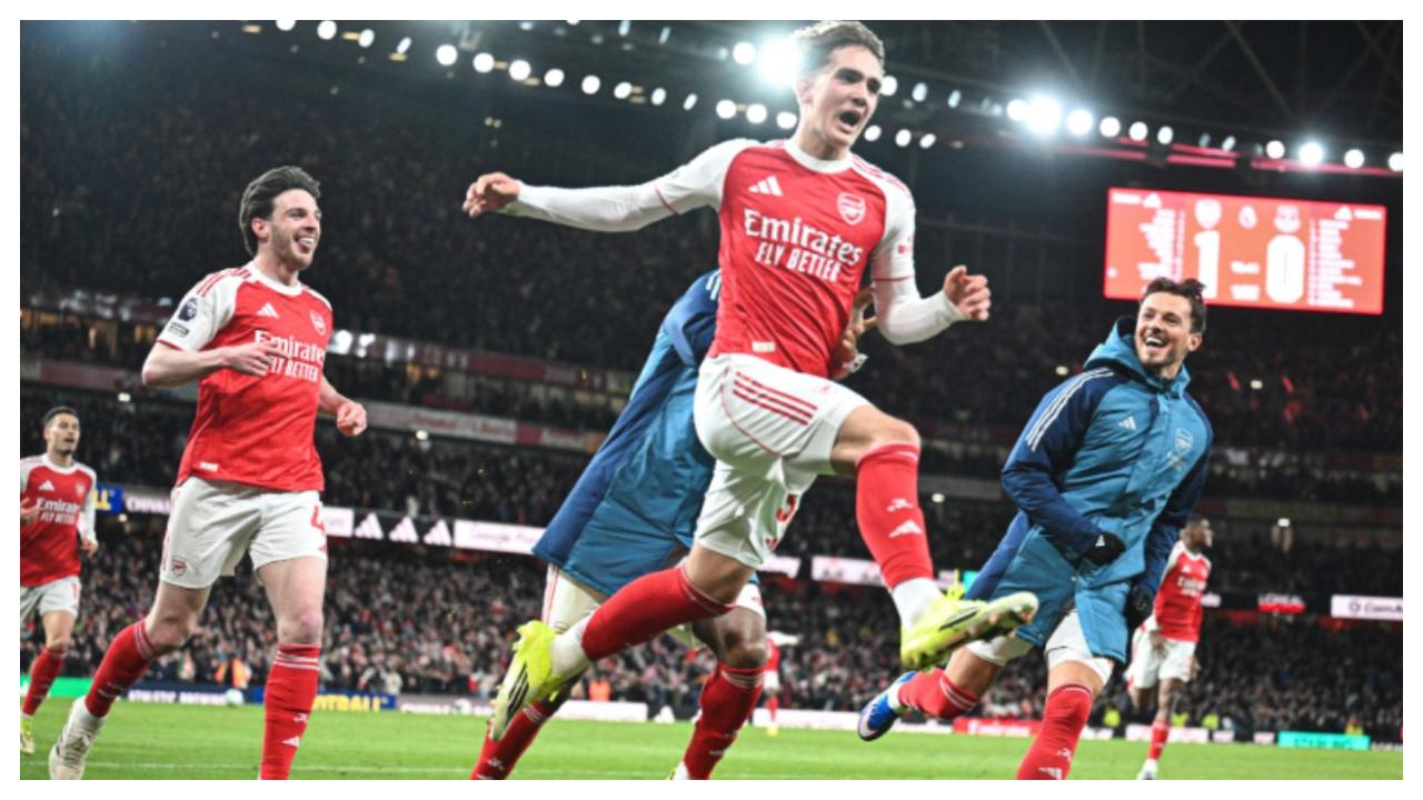 Arsenal's 2-0 win and Manchester City' 1-1 draw have put the Gunners in a commanding position in the title race. Arsenal are nine points clear at the top with seven more games to go.