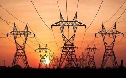 Restoration work underway after South Mumbai faces power cut amid fire breakout. (Representational pic)