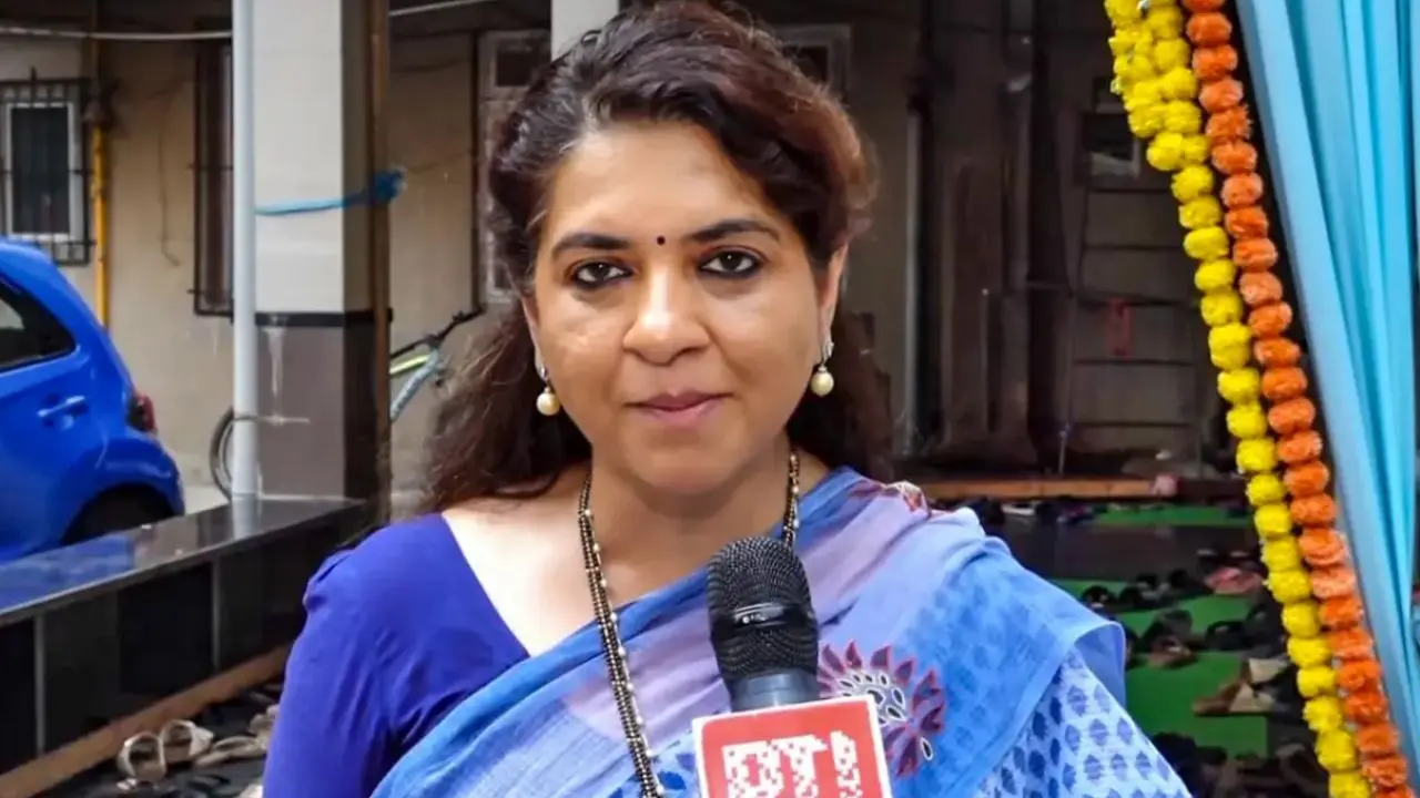 Mumbai LIVE: Shiv Sena leader Shaina NC calls for Minister Narhari resignation