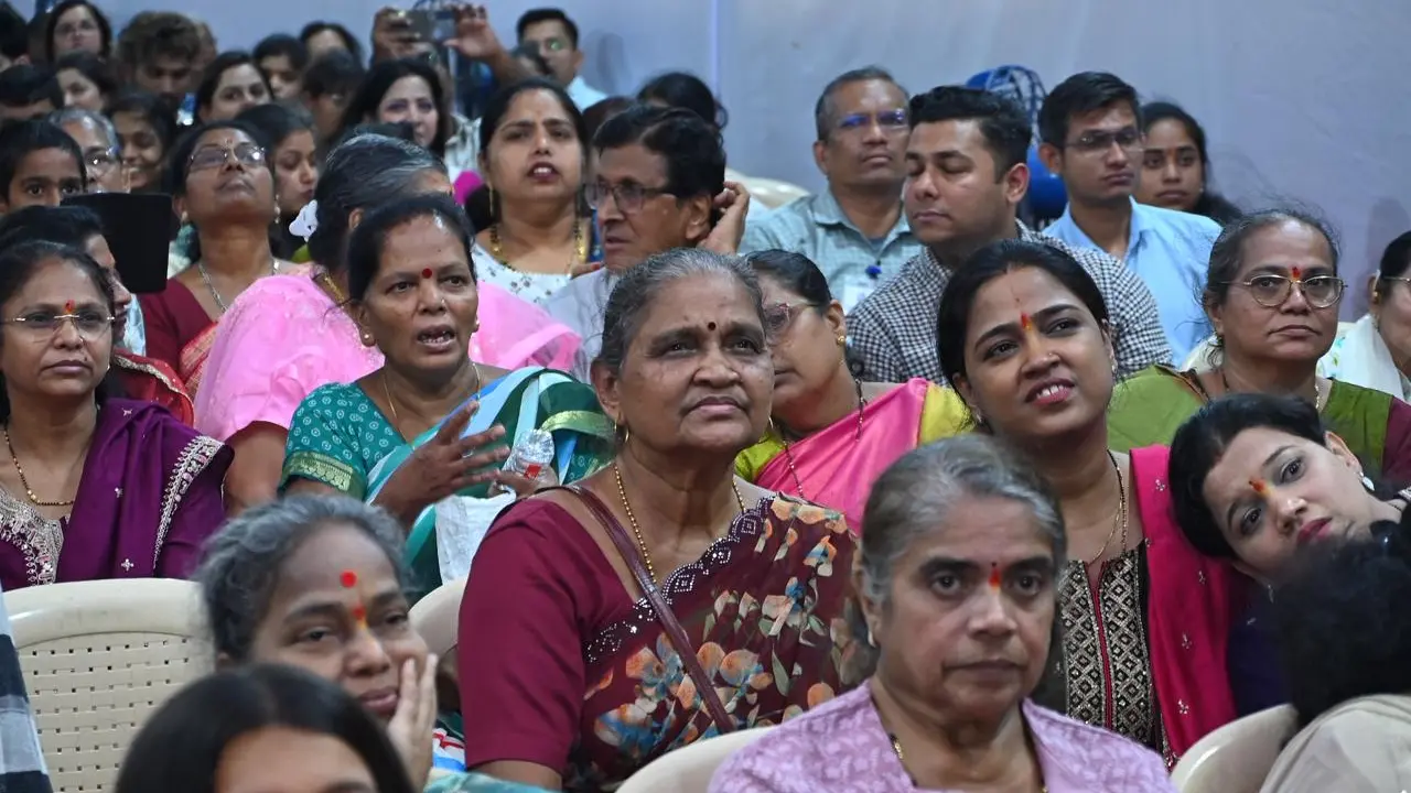 The project was finally completed by Shripati Developers, along with support from local legislator Parag Shah. As the 37th developer to take up the project, the company completed the construction work within two years, making it possible for the 265 residents to move into their new homes