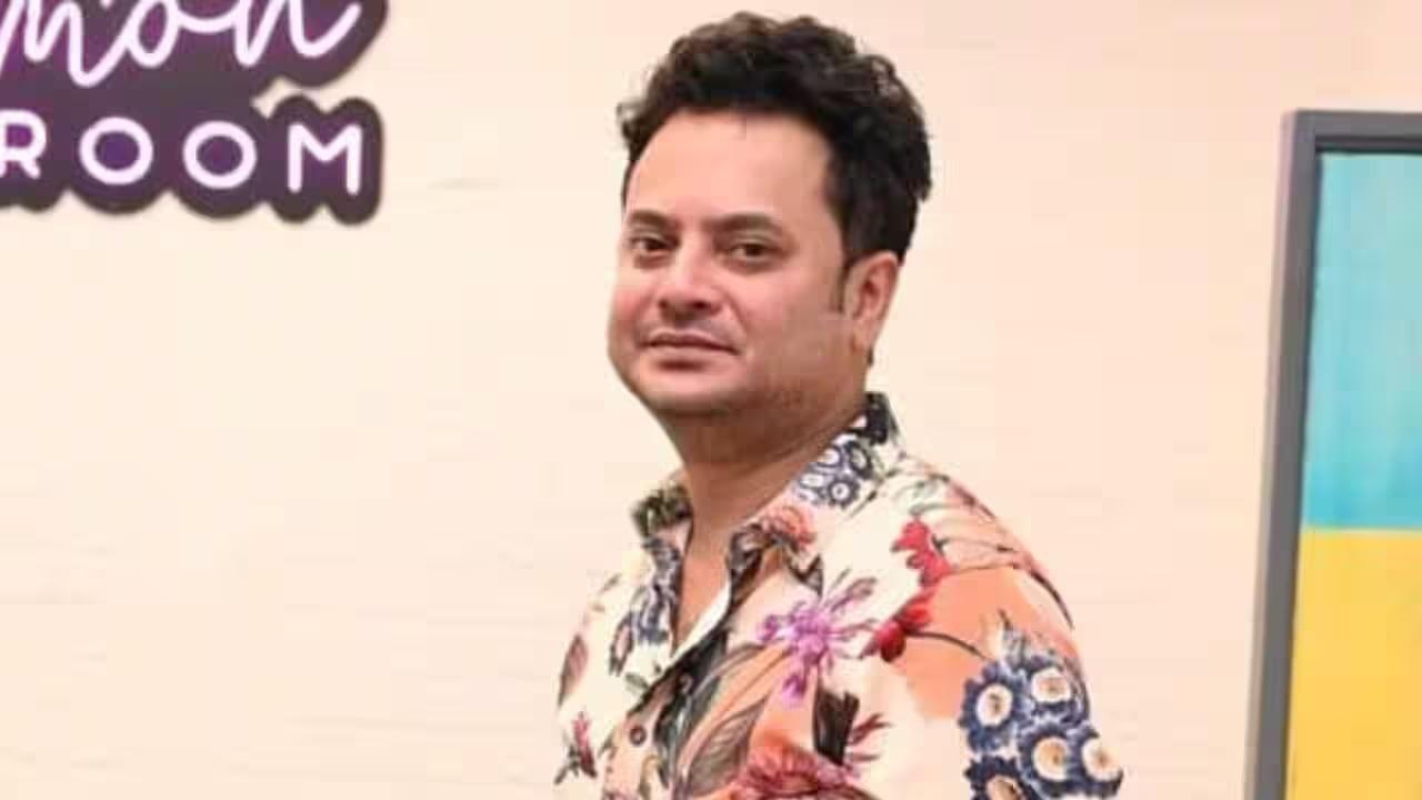 Rahul Arunoday Banerjee was born in Calcutta, West Bengal, India on 16 October 1983. He belonged to a family of theatre artists. His father was a director of a theatre troupe named Bijoygor Atmaprakash. 