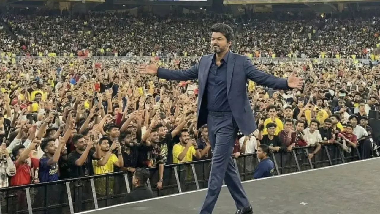 Vijay's fans gather in Mumbai as he attends Atlee’s wife’s baby shower