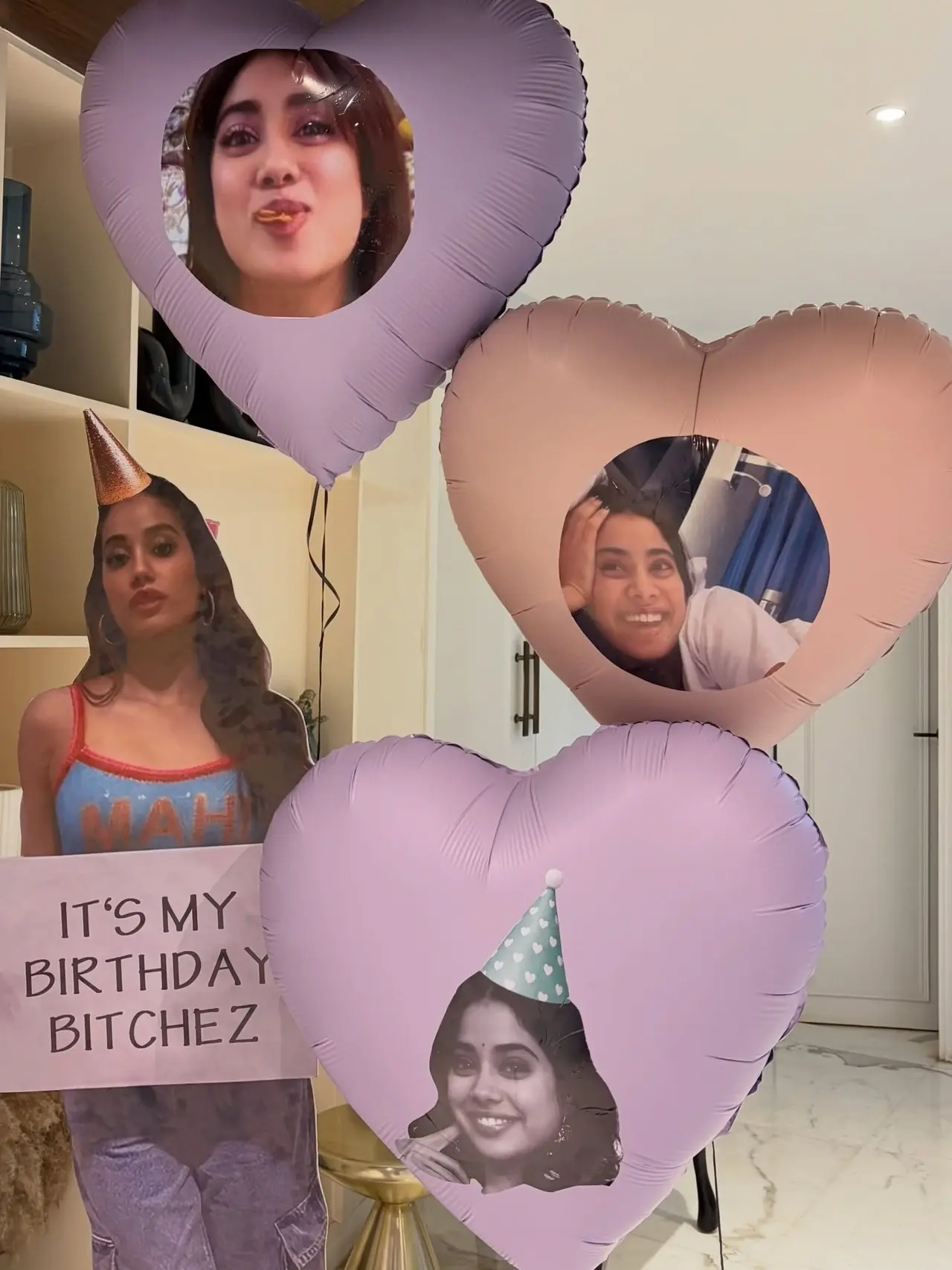 The celebrations had a fun and cute twist with Janhvi's funny faces printed on heart-shaped balloons, as well as a standee of the actress.