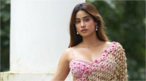 Janhvi Kapoor reacts to brother Arjun Kapoor getting trolled online