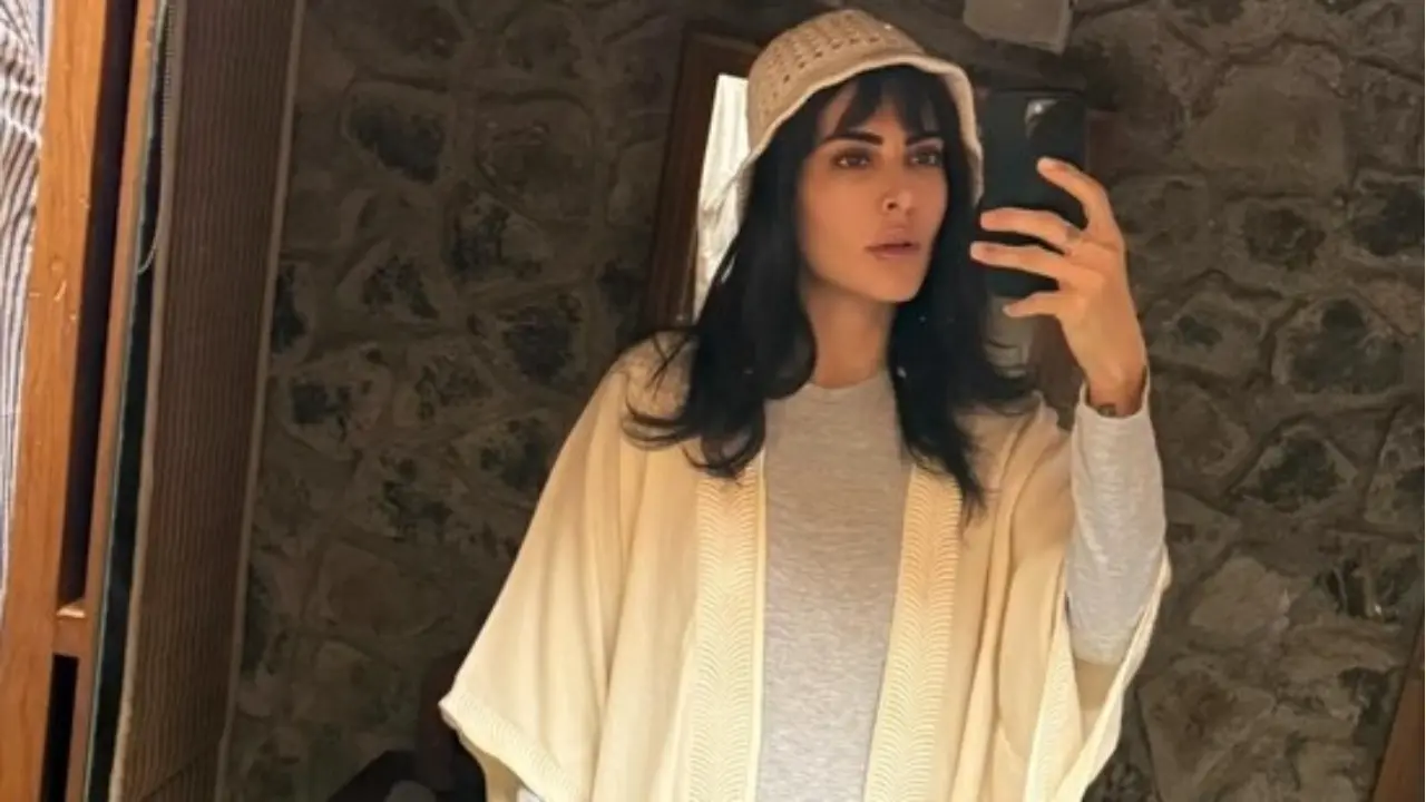 Mandana Karimi heartbroken over protests backing Iranian regime in India