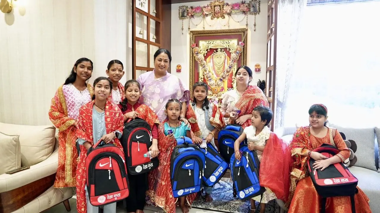Delhi CM Rekha Gupta performs Kanya Pujan, distributes bicycles to 1,000 girls