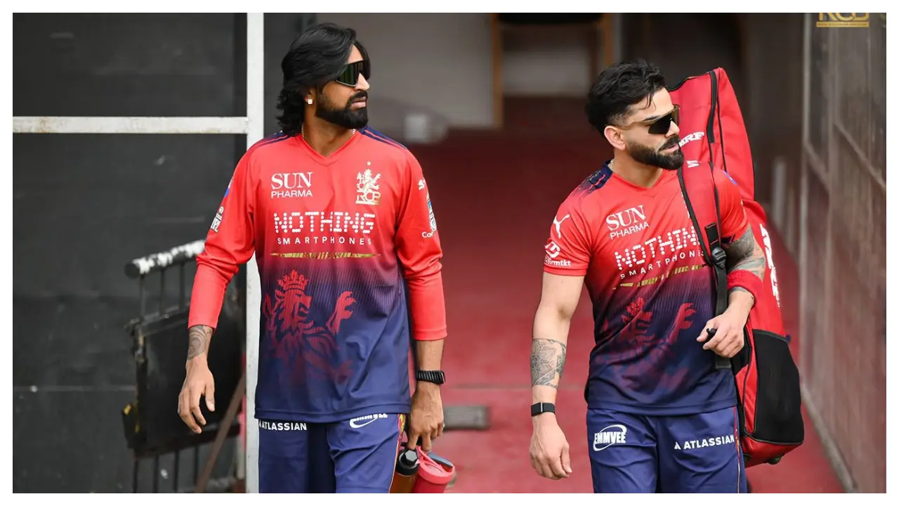 Virat Kohli and Krunal Pandya came together for the training session. Both the RCB stars played a key role in Bengaluru-based franchise's success last year, with Krunal picking up the player of the match in the final.