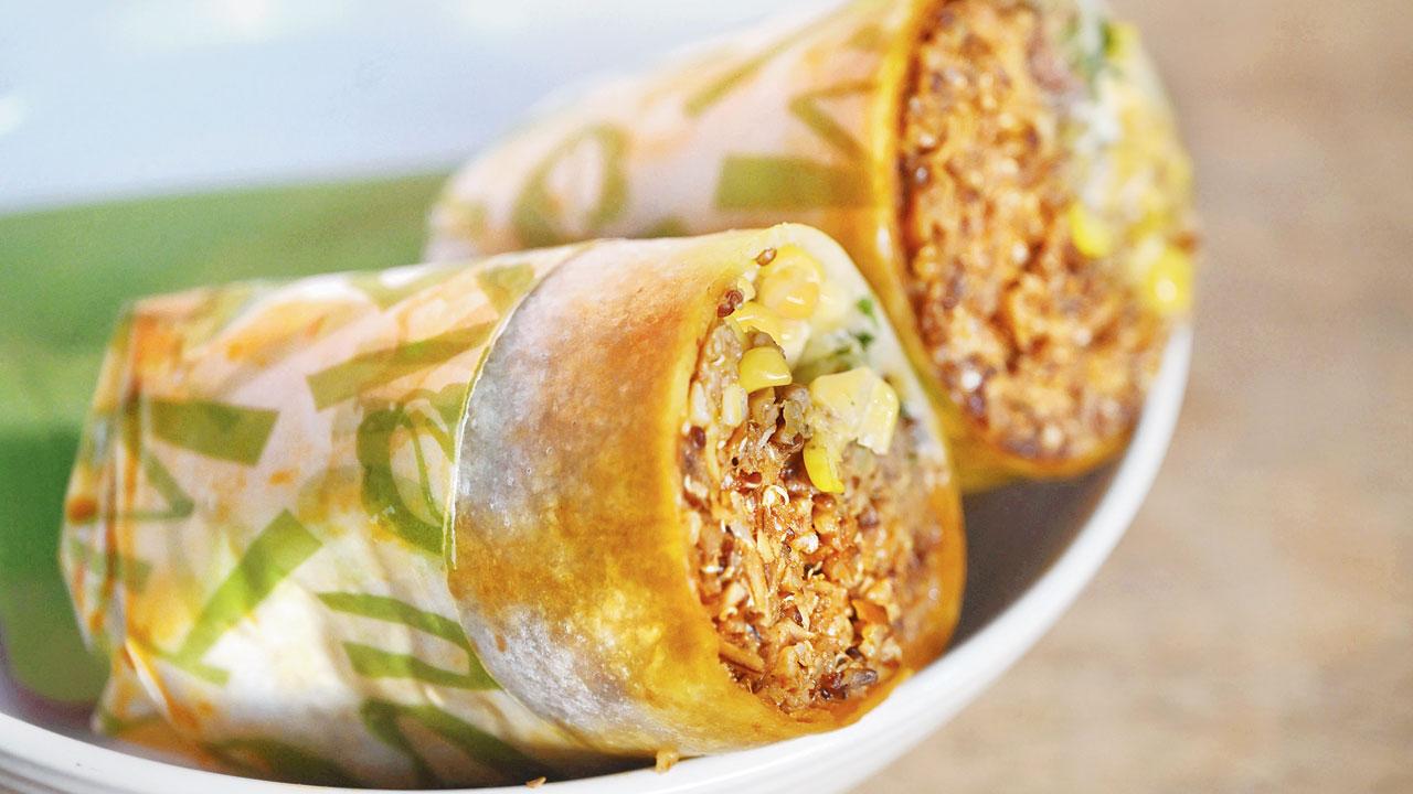 Smoky king oyster mushroom roll