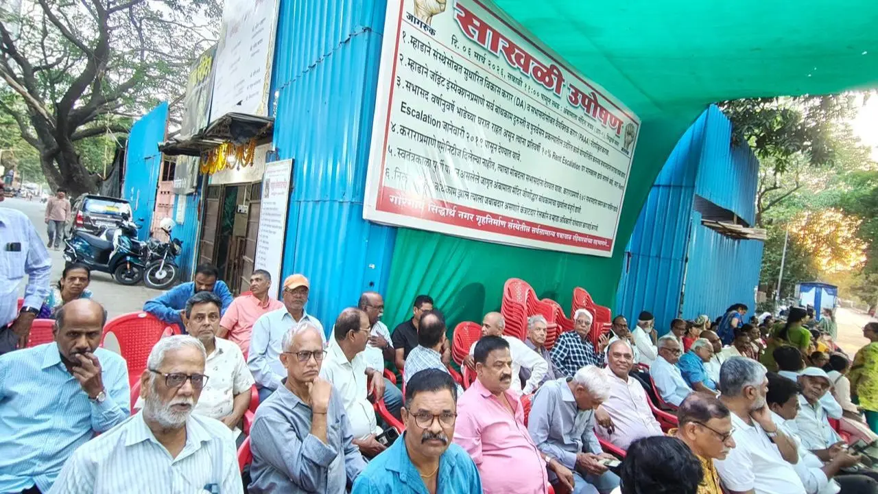 Residents say that there were even rent compensation delays since 2014. PIC/ MANJEET THAKUR