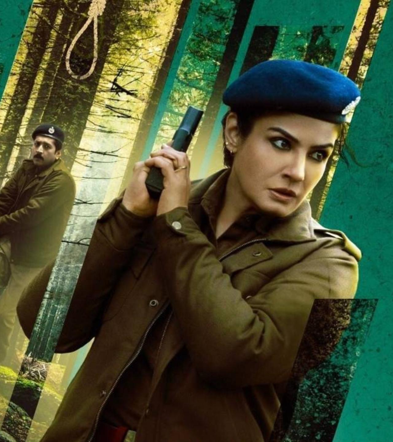 Raveena Tandon – Aranyak
Making her digital debut with Aranyak, Raveena Tandon was lauded for her fierce and relatable performance as a police officer. Set in a picturesque town in Himachal Pradesh, the series focuses on Kasturi Dogra (Tandon) and Angad Malik (Parambrata Chatterjee), two cops who fight tooth and nail to solve a dangerous case.