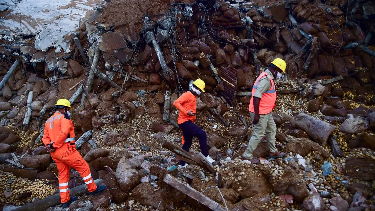 Teams from the district administration, police, State Disaster Response Force, and the fire brigade are engaged in relief and rescue operations