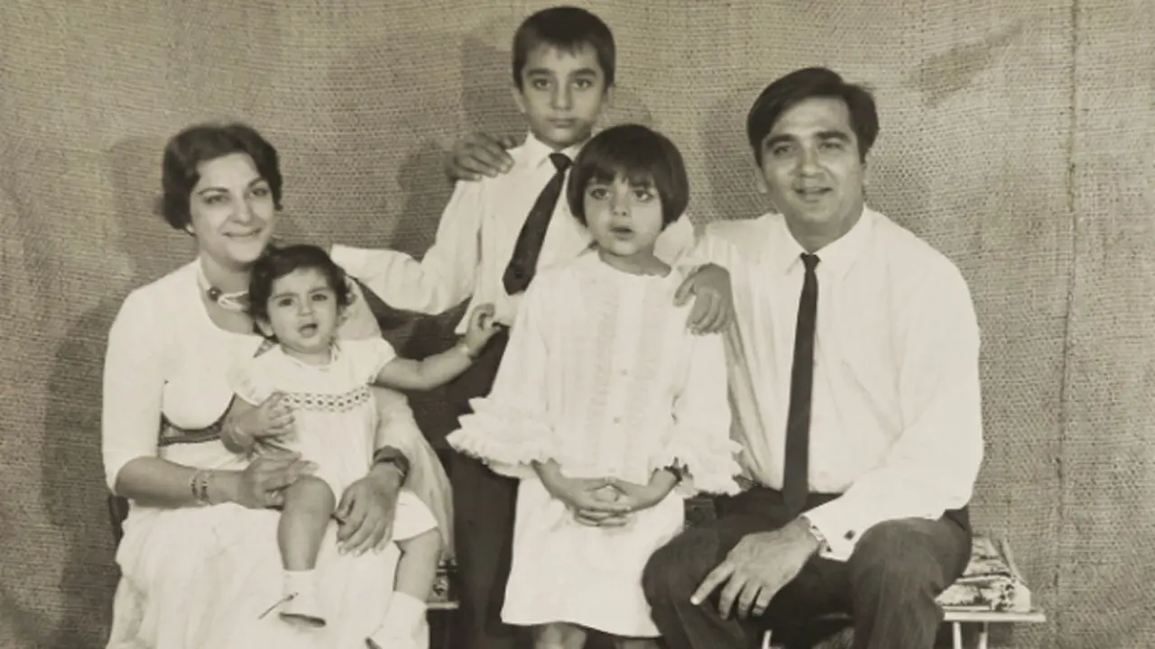 Priya Dutt pays tribute to Sunil Dutt and Nargis on their anniversary