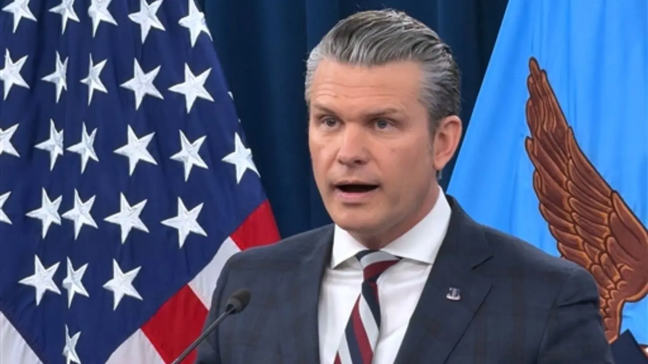 Estados Unidos no puede bloquear todos los ataques iraníes a pesar de su superioridad aérea, admite Hegseth