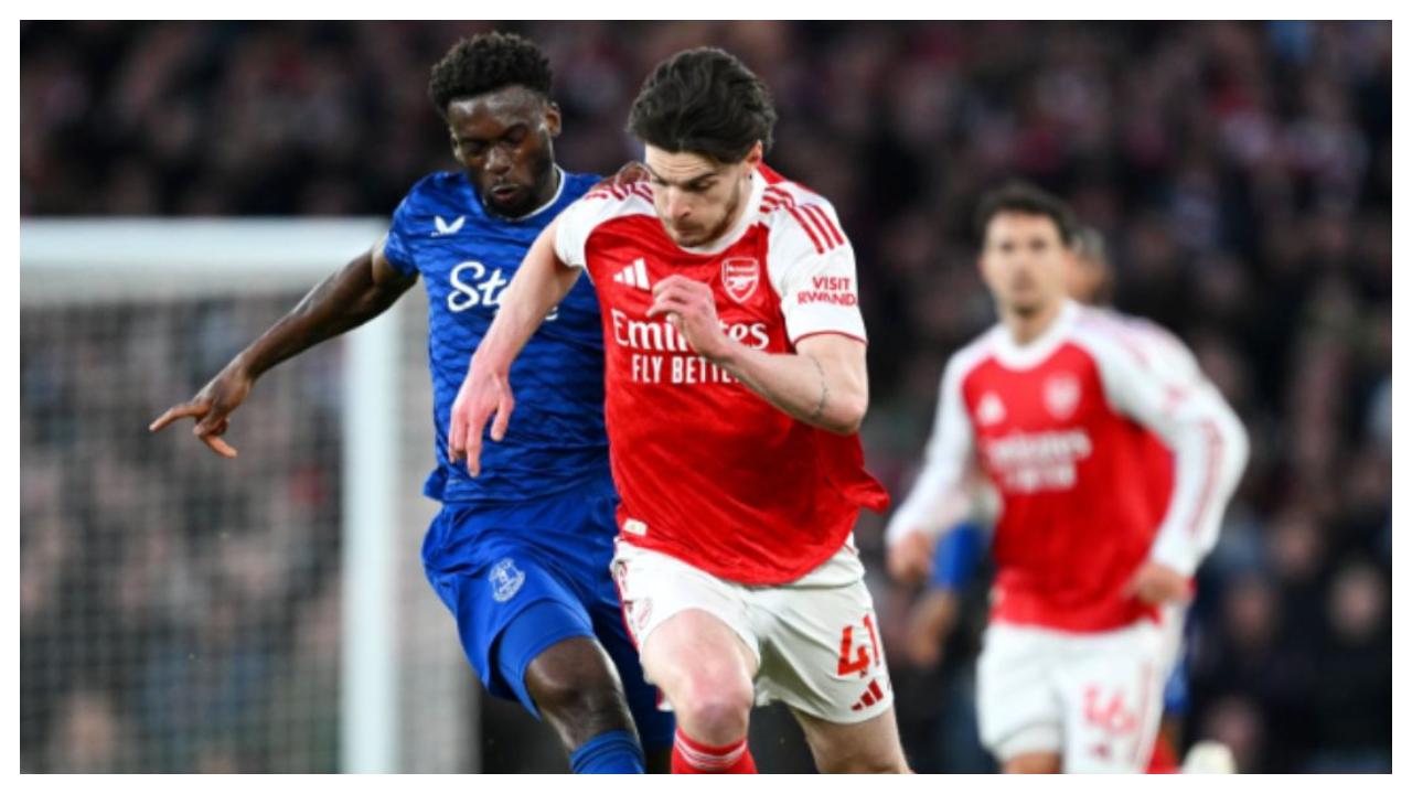 Arsenal faced Everton in a tight match with neither team creating clear-cut chances. Both teams were in a deadlock at halftime at 0-0