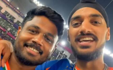 Sanju Samson with Arshdeep Singh (Pic: X)