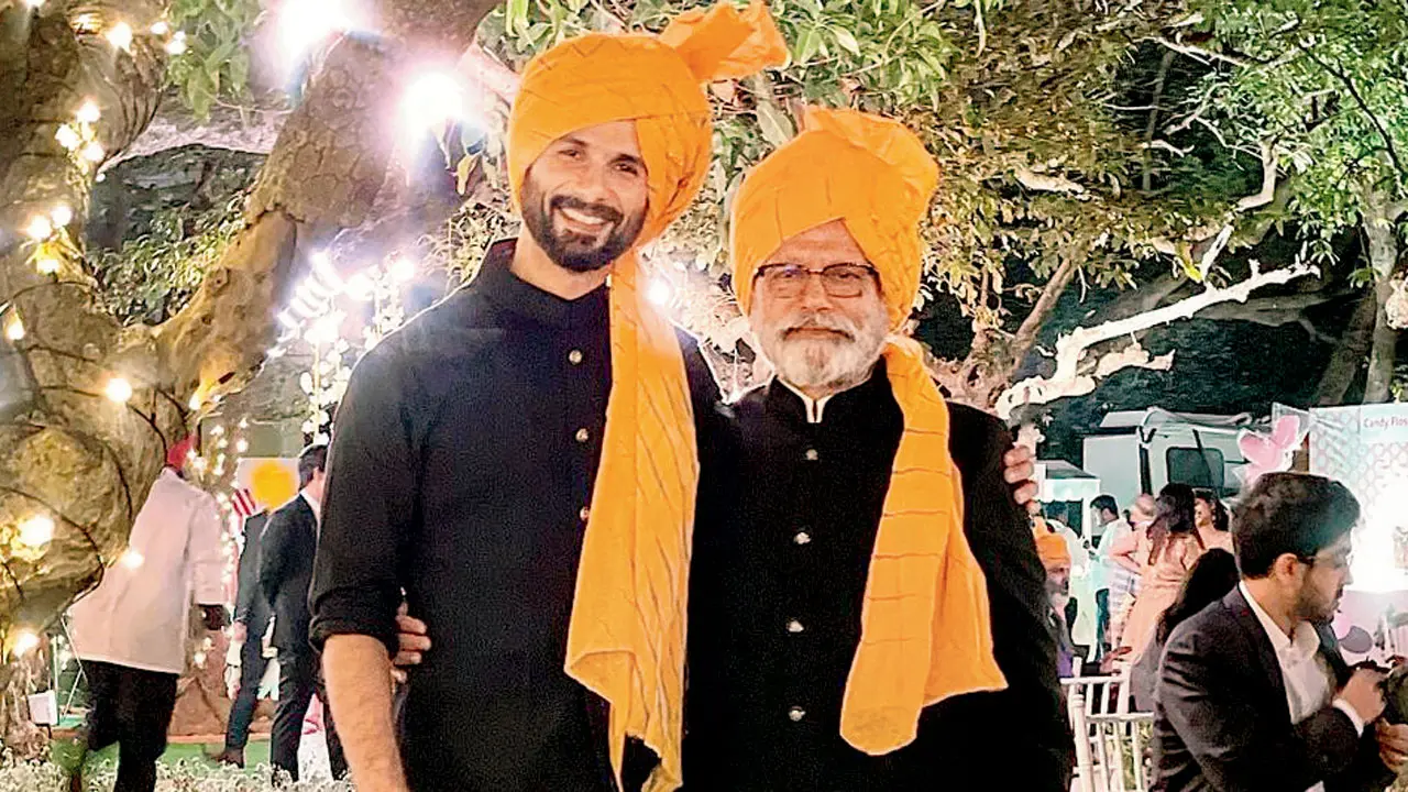 Have you heard? Pankaj Kapur praises Shahid Kapoor for standing on his own feet