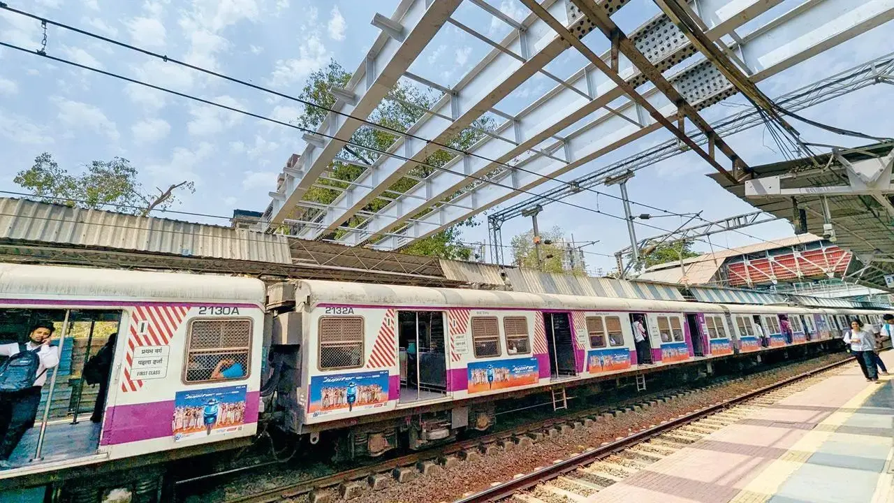 Thane civic body backs naming new railway station after Anand Dighe