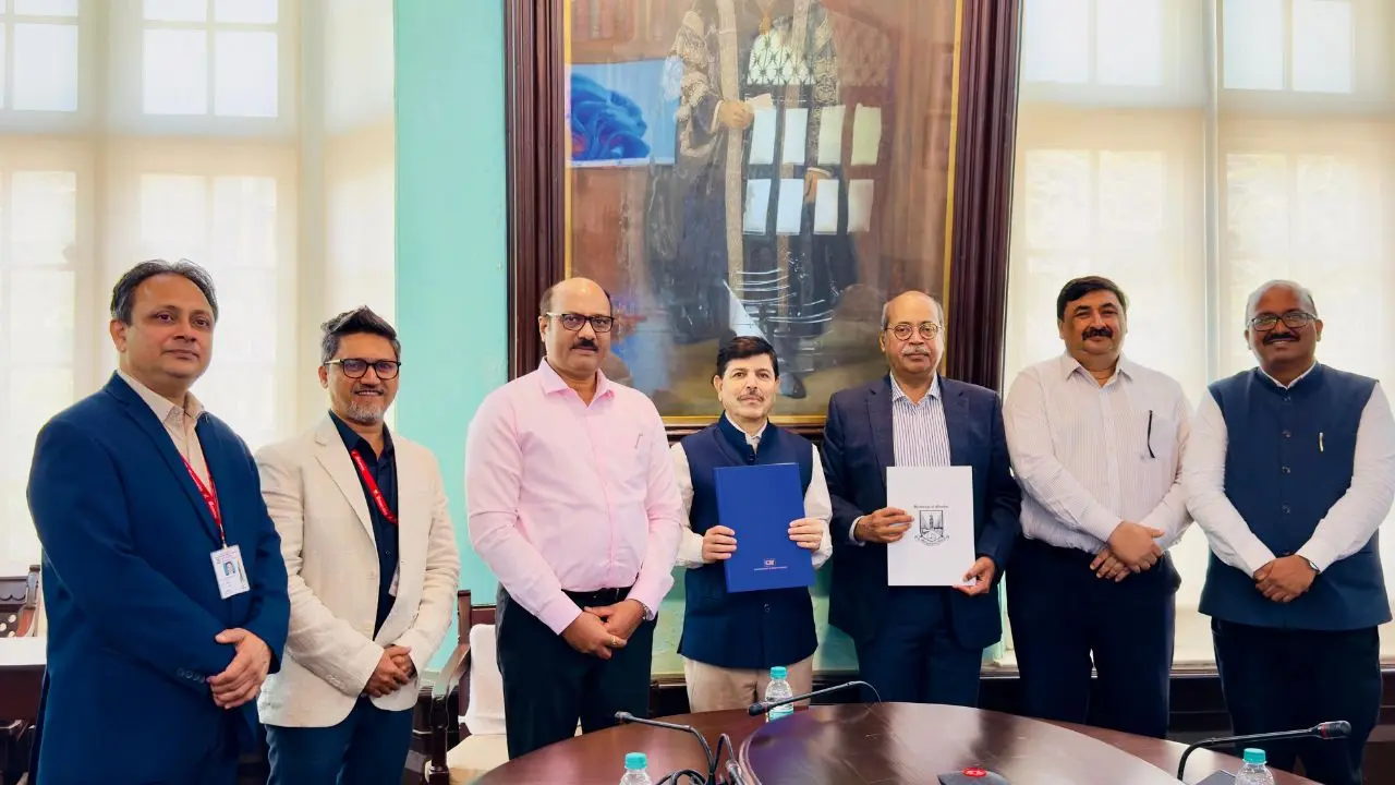 Mumbai University partners with CII to launch E2E Career Lounge