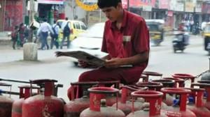 Mumbai LIVE: Maharashtra govt sets up control rooms to track LPG