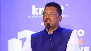 Maharashtra to build modern ‘busports’ across state: Sarnaik