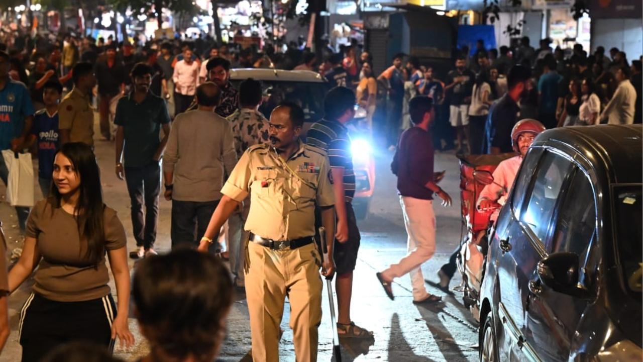 Police teams were stationed at major junctions and busy roads to ensure traffic movement remained smooth and to prevent any untoward incidents