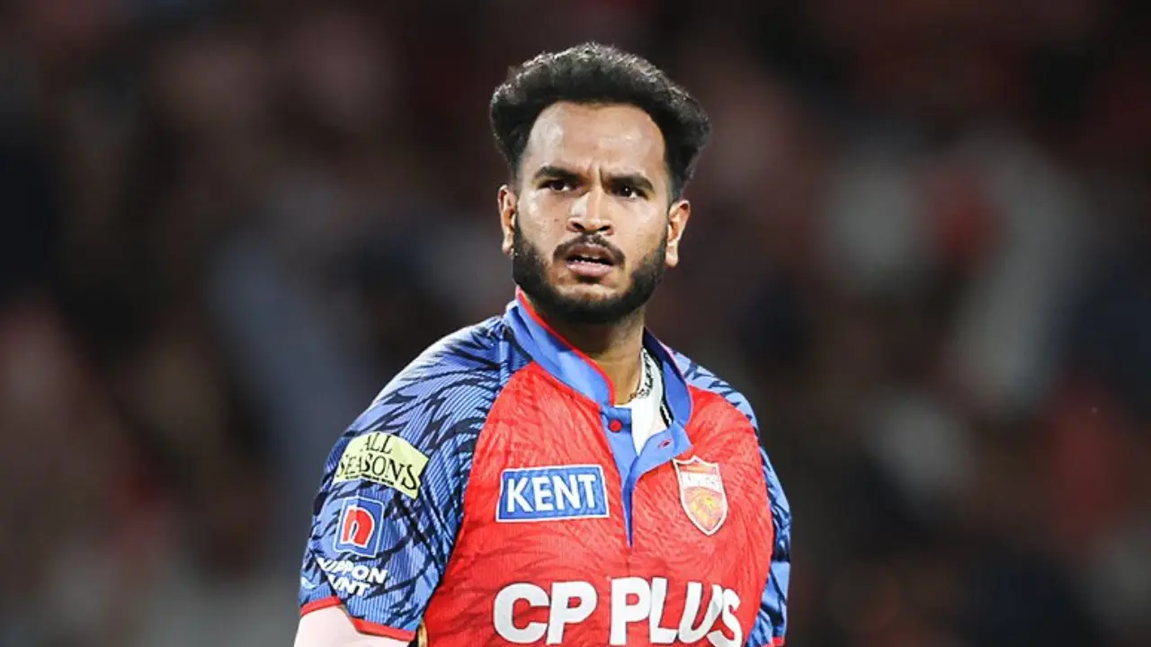 IPL 2026: Vijaykumar Vyshak's three-wicket haul restricts Titans to 162 runs