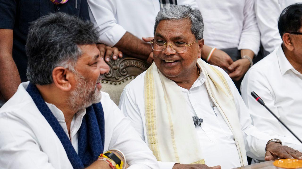 The two leaders also shared a warm embrace in front of party leaders and ministers gathered at the residence The two leaders also shared a warm embrace in front of party leaders and ministers gathered at the residence