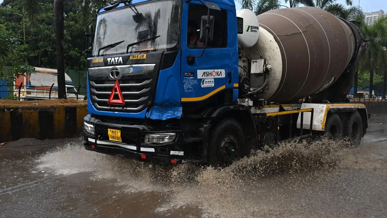 Chembur’s Collectors Colony Municipal School area records the highest rainfall of 27 mm during morning showers Chembur’s Collectors Colony Municipal School area records the highest rainfall of 27 mm during morning showers