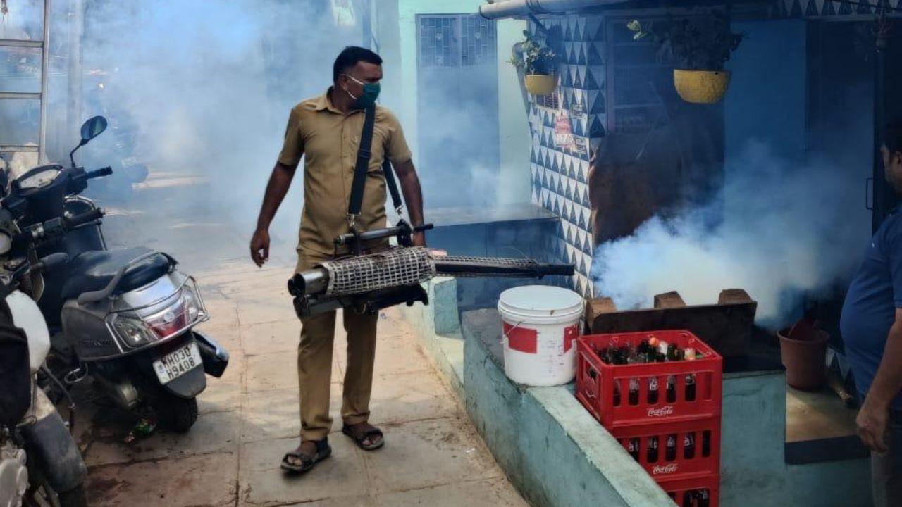 During the same period, fogging operations were carried out in the vicinity of 30,17,220 households. Pic/ BMC During the same period, fogging operations were carried out in the vicinity of 30,17,220 households. Pic/ BMC